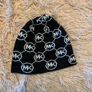 ✨ Michael Kors beanie/toque